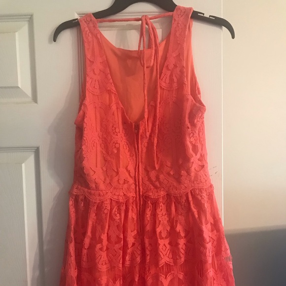 Junior Medium Dress - Picture 2 of 2